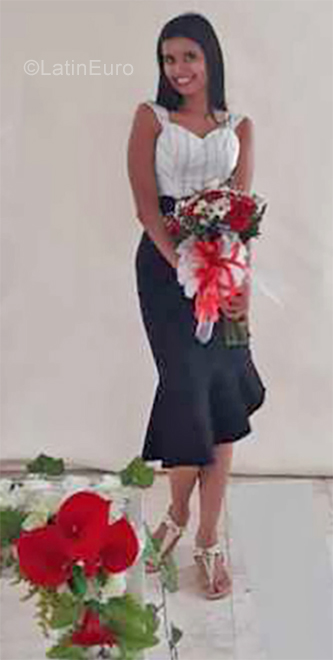 Date this funny Colombia girl Nina from Bucaramanga CO25472