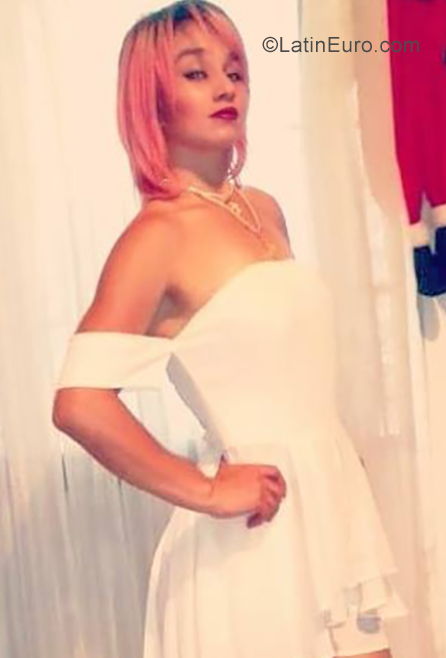 Date this nice looking Colombia girl Yoembre from Medellin CO25522