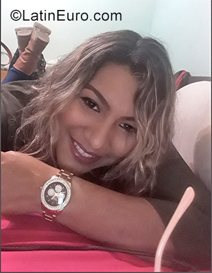 Date this athletic Argentina girl Gladys from Mar Del Plata AR856