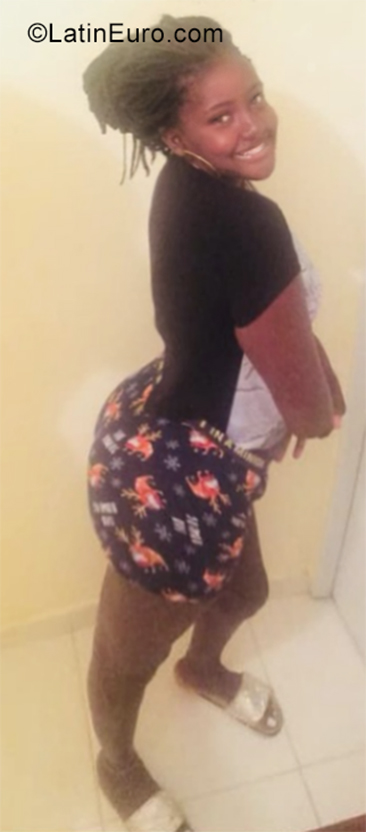 Date this good-looking Dominican Republic girl Ruth from San Pedro De Macoris DO35318