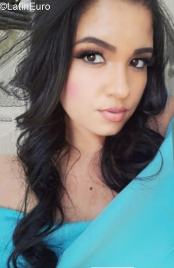 Date this pretty Brazil girl Elaine from Jequie BR10859