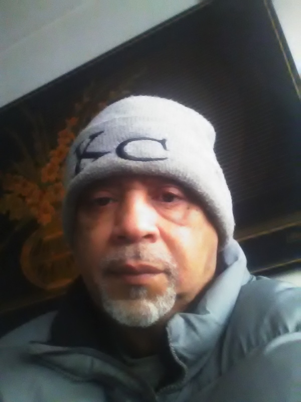 Date this attractive United States man Mike1600 from Kansas City US20104