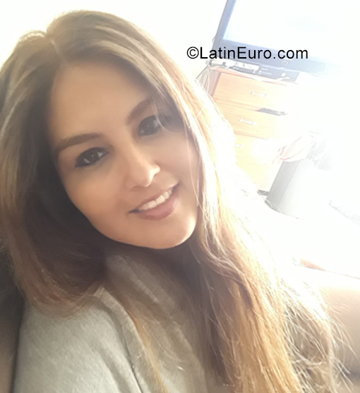 Date this hard body Mexico girl Beatriz from Veracruz MX1672