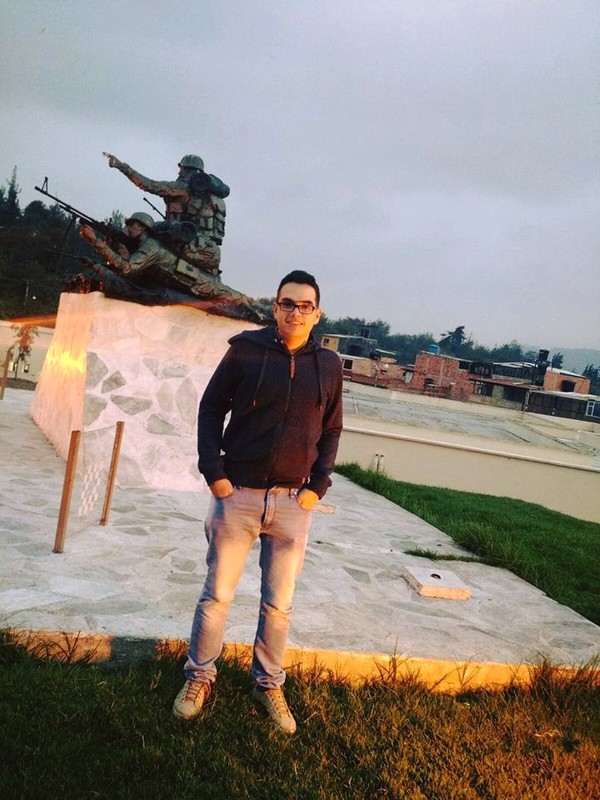 Date this young Colombia man Carlos9283 from Colombia CO25743