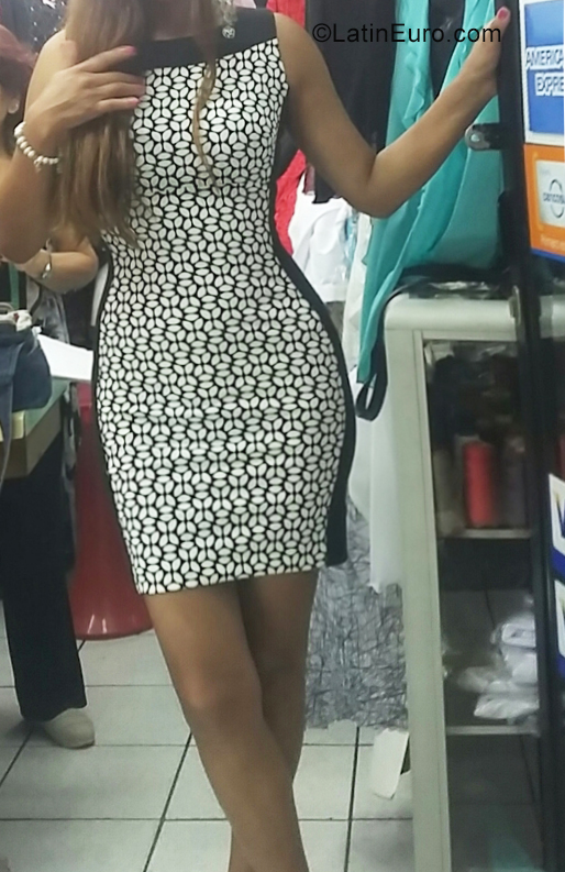 Date this passionate Peru girl Carol from Lima PE1414