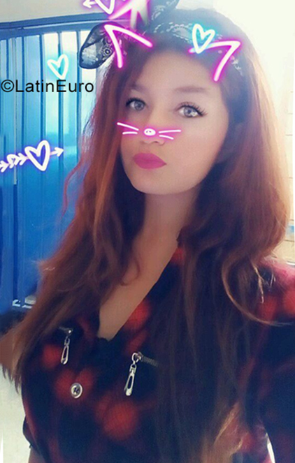 Date this nice looking Chile girl Fernanda from Santiago CL142