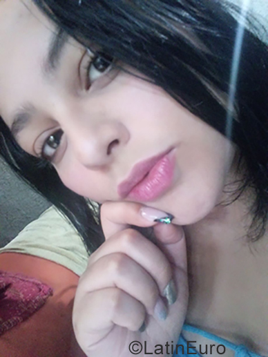 Date this tall Colombia girl Jen from Medellin CO25895