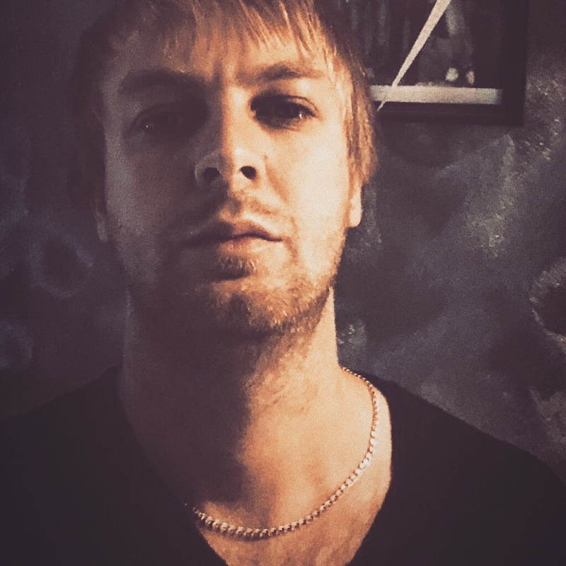 Date this georgeous Russia man Vov from Moscow RU79