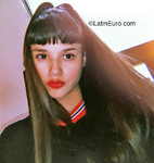 happy Argentina girl Angela from Buenos Aires AR239