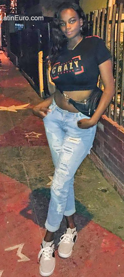 Date this good-looking Colombia girl Leidy from Cali CO26073