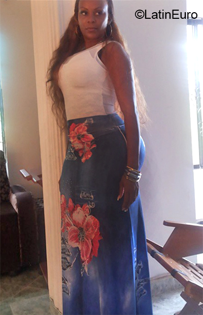 Date this hot Colombia girl NAYFER from MEDELLIN CO26117