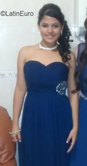 Date this fun Mexico girl Vanessa from Saltillo MX1700