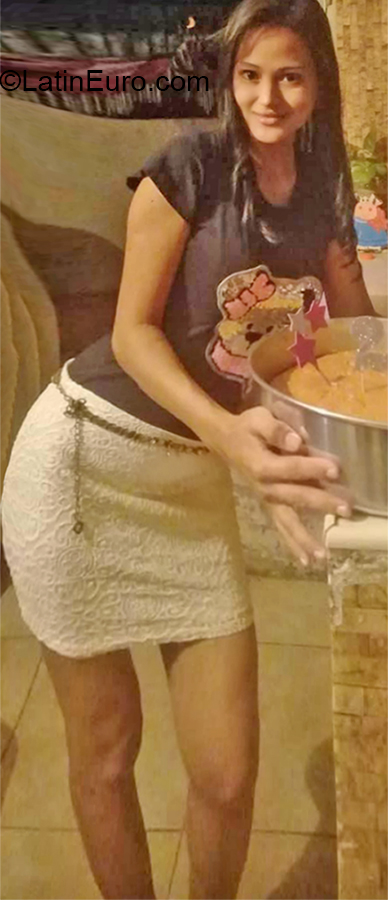 Date this exotic Venezuela girl Carolina from Ciudad Guayana VE2733
