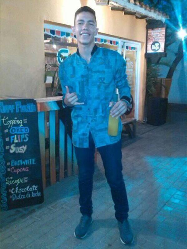 Date this exotic Venezuela man Alexander from Barcelona VE2741