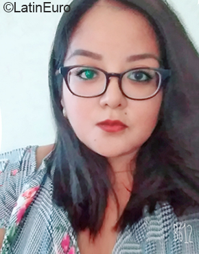 Date this happy Mexico girl Xaviera from Durango MX1703