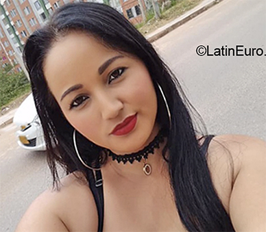 Date this good-looking Colombia girl Ingrid from Bucaramanga CO26219