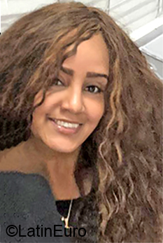 Date this tall Dominican Republic girl Adalgisa from Santo Domingo DO36471