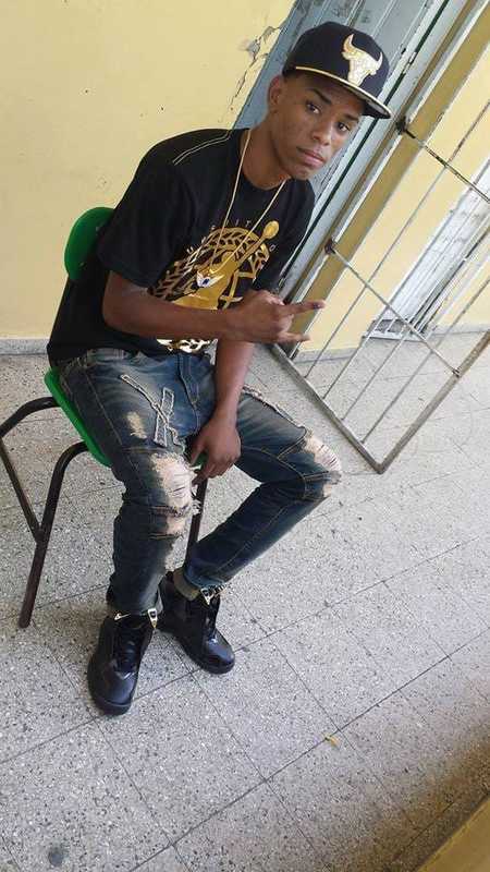 Date this attractive Dominican Republic man Evinson from Santiago DO36564