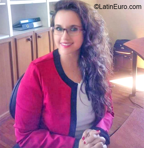 Date this gorgeous Ecuador girl Estefany from Quito EC386