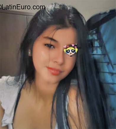 Date this funny Colombia girl Juliana from Medellin CO26311