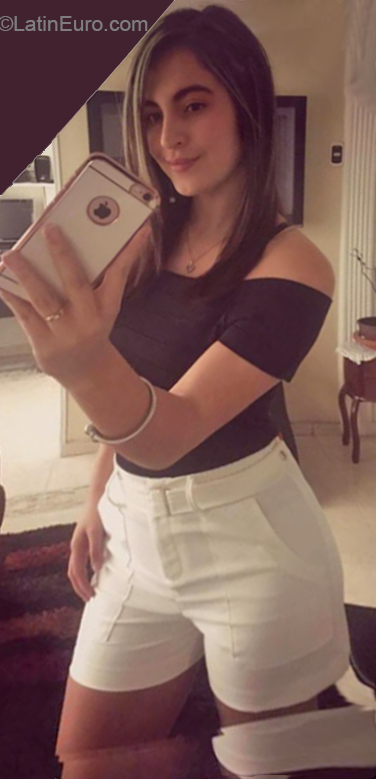 Date this passionate Colombia girl Andrea Camilla from Bogota CO26326