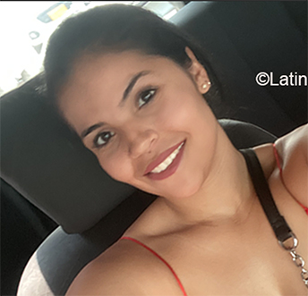 Date this exotic Colombia girl Jennifer from Cali CO26332