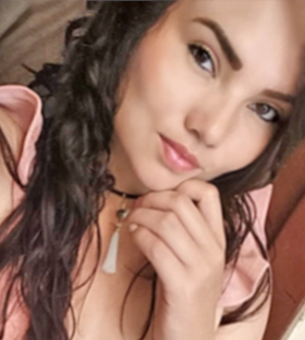 Date this nice looking Colombia girl Jessica from Ibaque CO26375