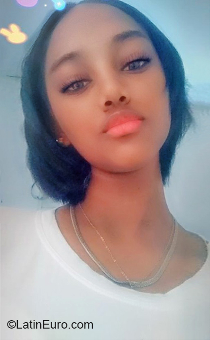 Date this exotic Dominican Republic girl Yenny from San Pedro De Macoris DO36779