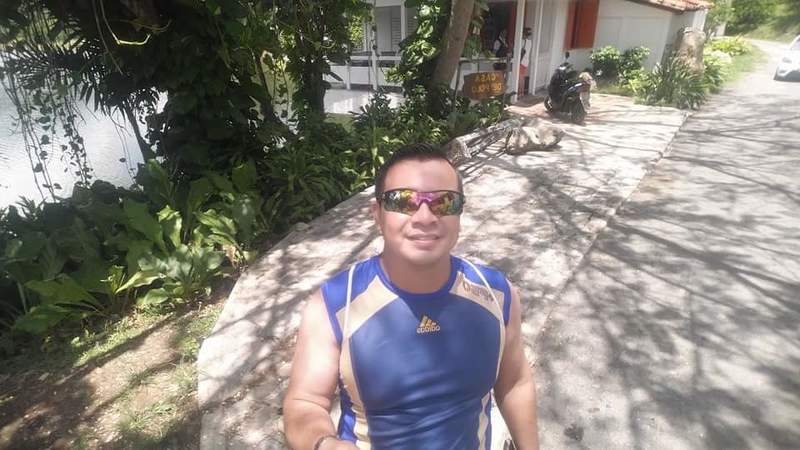 Date this georgeous Bolivia man Ald from Santa Cruz BO57