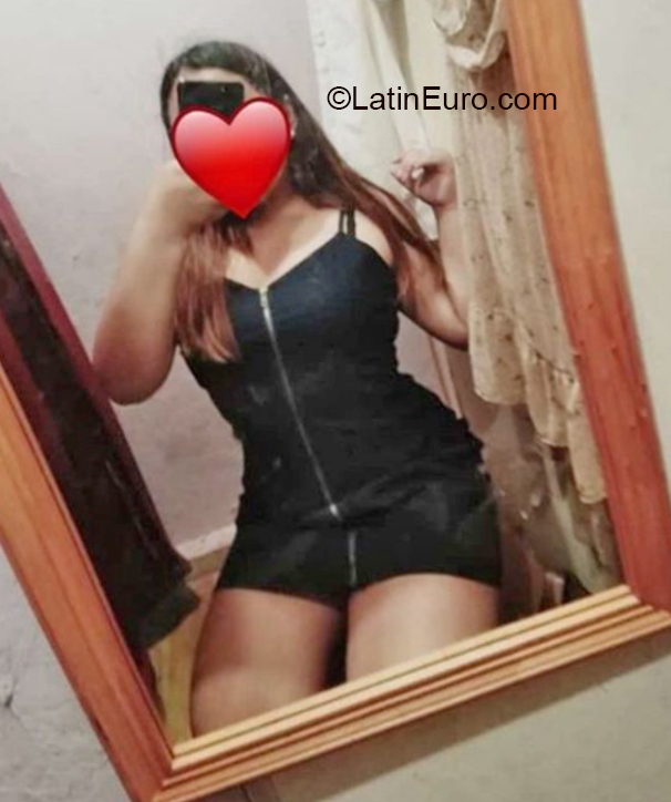 Date this beautiful Chile girl Antonella from Quellon CL154