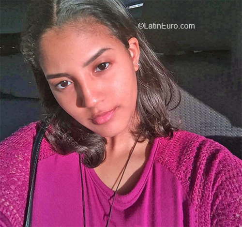 Date this gorgeous Dominican Republic girl Jeimy from Villa Altagracia DO36906