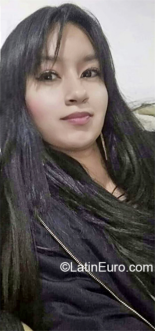 Date this funny Colombia girl Milena from Bogota CO26492