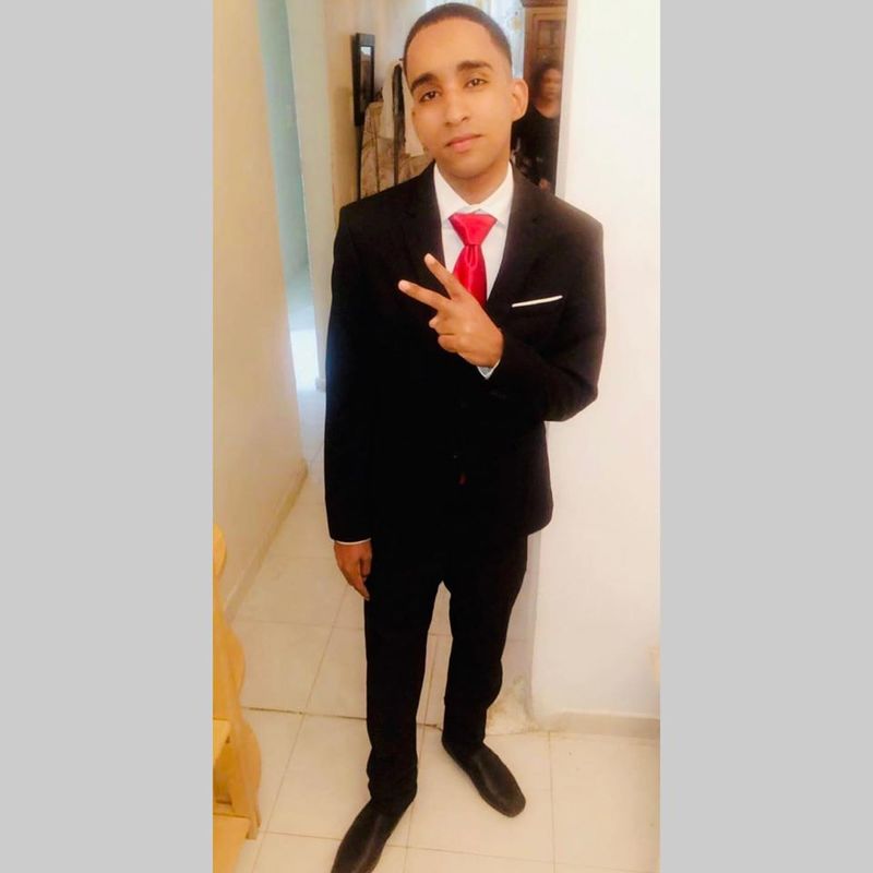 Date this young Dominican Republic man Carlos from Santo Domingo DO37046