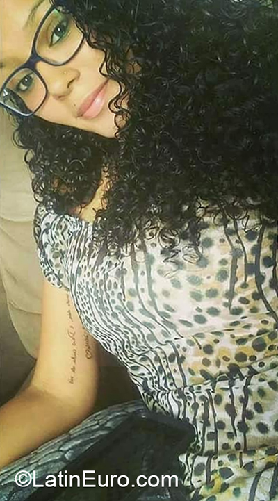 Date this cute Brazil girl Amanda from Caruaru BR11040