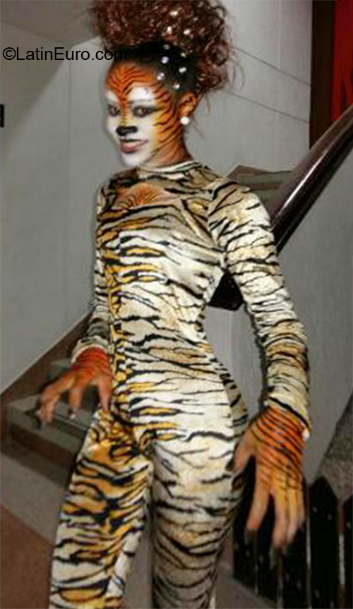 Date this foxy Colombia girl Johanna from Cucuta CO26832