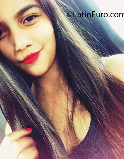 Date this pretty Mexico girl Alejandra from Oaxaca MX1787