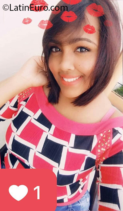 Date this funny Dominican Republic girl Gloria from Santiago DO37501