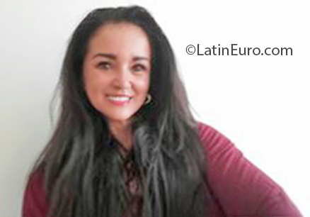 Date this foxy Colombia girl Gloria from Tulua CO26915