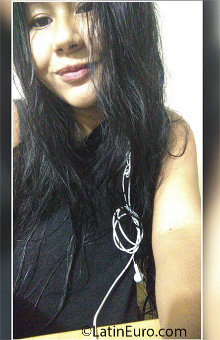 Date this fun Peru girl Hayana from Lima PE1524