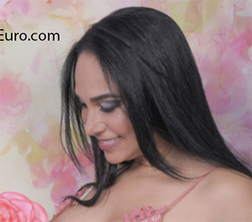 Date this athletic Dominican Republic girl Chanel from Santo Domingo DO37829