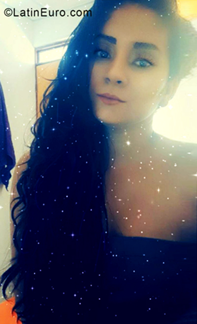 Date this funny Colombia girl Maira from Neiva CO27121