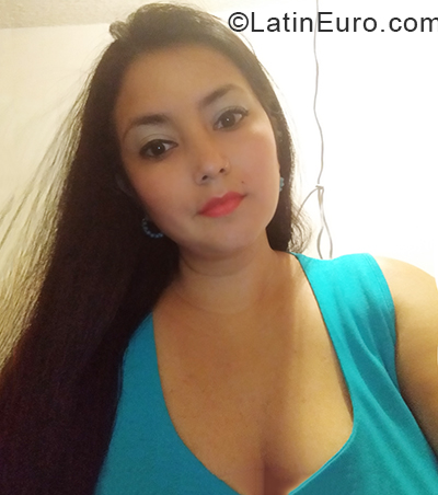 Date this tall Venezuela girl Sandra from Carcas VE3121