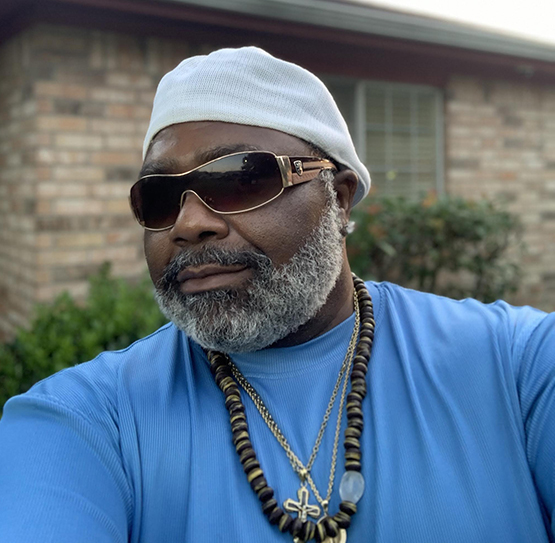 Date this hot United States man Carlos from Houston US20734