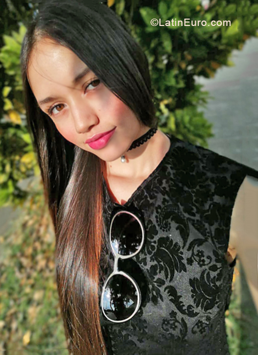 Date this fun Colombia girl Manuela from Pereira CO27164