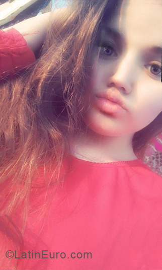 Date this delightful Uruguay girl Nicole from Montevideo UY49