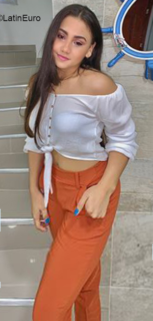 Date this exotic Colombia girl Cute from Barranquilla CO27198