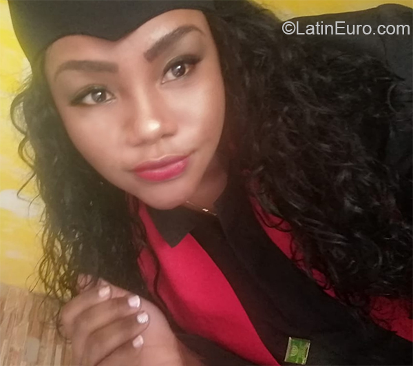 Date this stunning Colombia girl Anny from Medellin CO27254