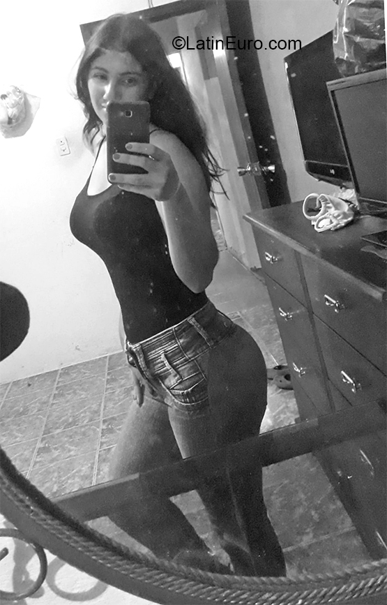 Date this good-looking Venezuela girl Mary from Trujillo VE3185