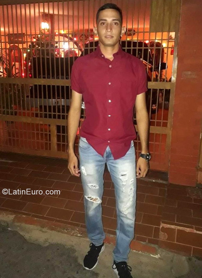 Date this lovely Venezuela man David from Maracaibo VE3192