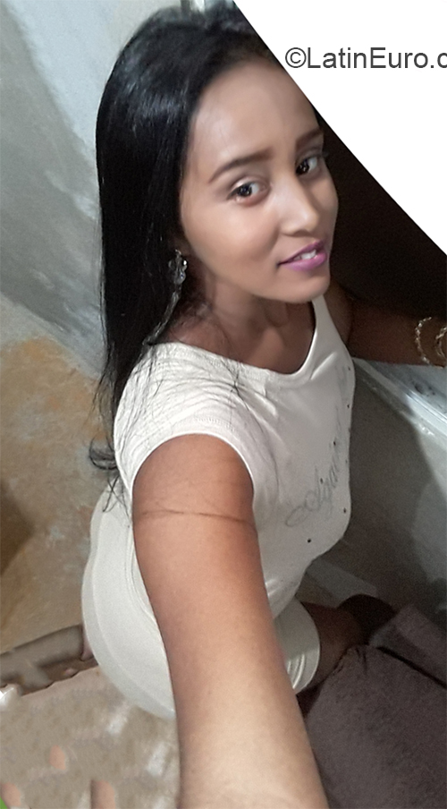 Date this passionate Dominican Republic girl Jin from Santiago DO38266